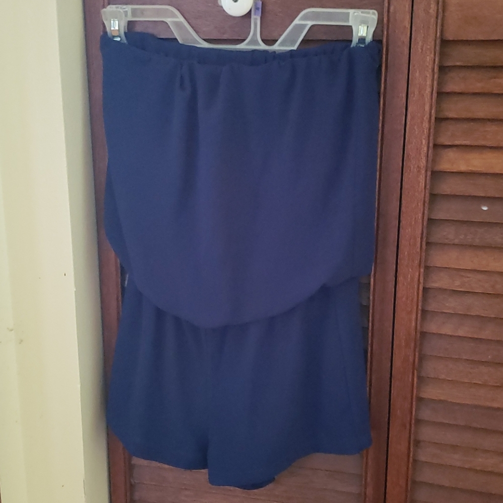 Strapless romper